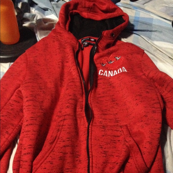 Red zip up hoodie - Picture 2 of 2